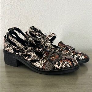 Classic Black and Brown Heels with Low Block Heel